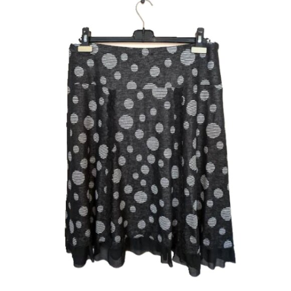 2/$35 +$9.99 Shipping NWOT Trisisto Pull On Polka Dot Skirt - Picture 1 of 4